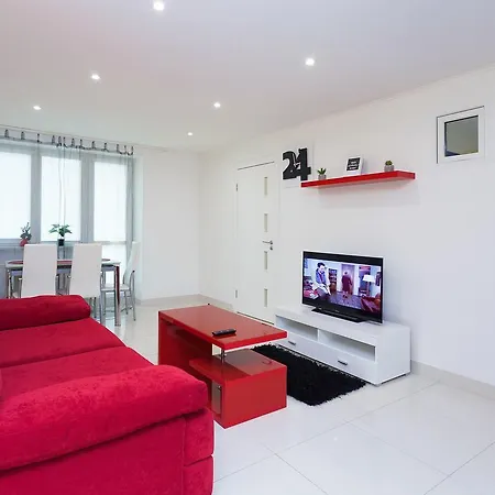 Central Apartment